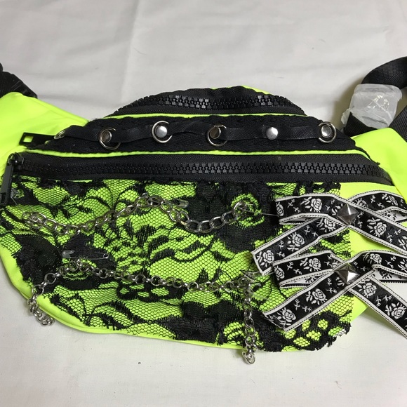 Custom made Fanny bag - Picture 2 of 3